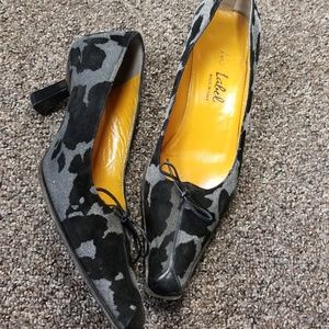 Couture Quality**Made In ITALY** Grey & Black animal Print Pump